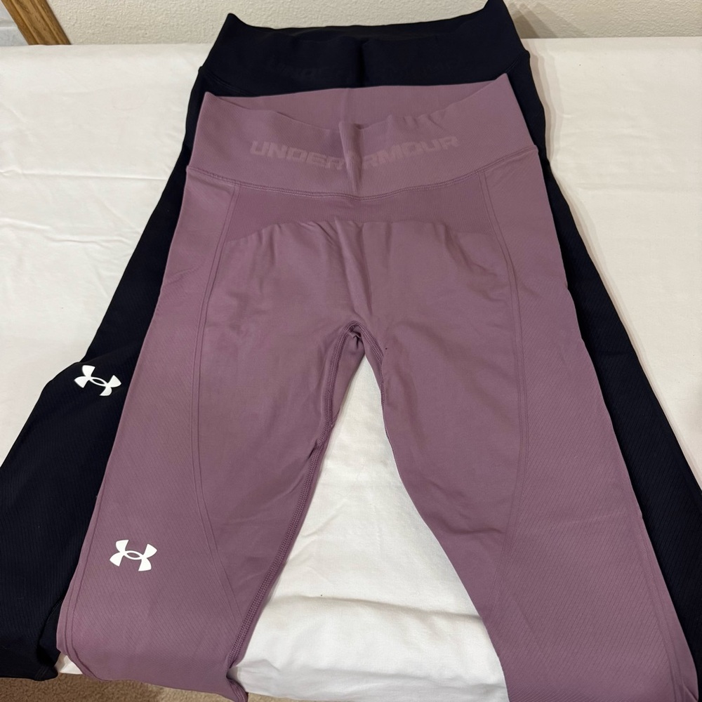 Under Armour Seamless Train Leggings X2
Size Large